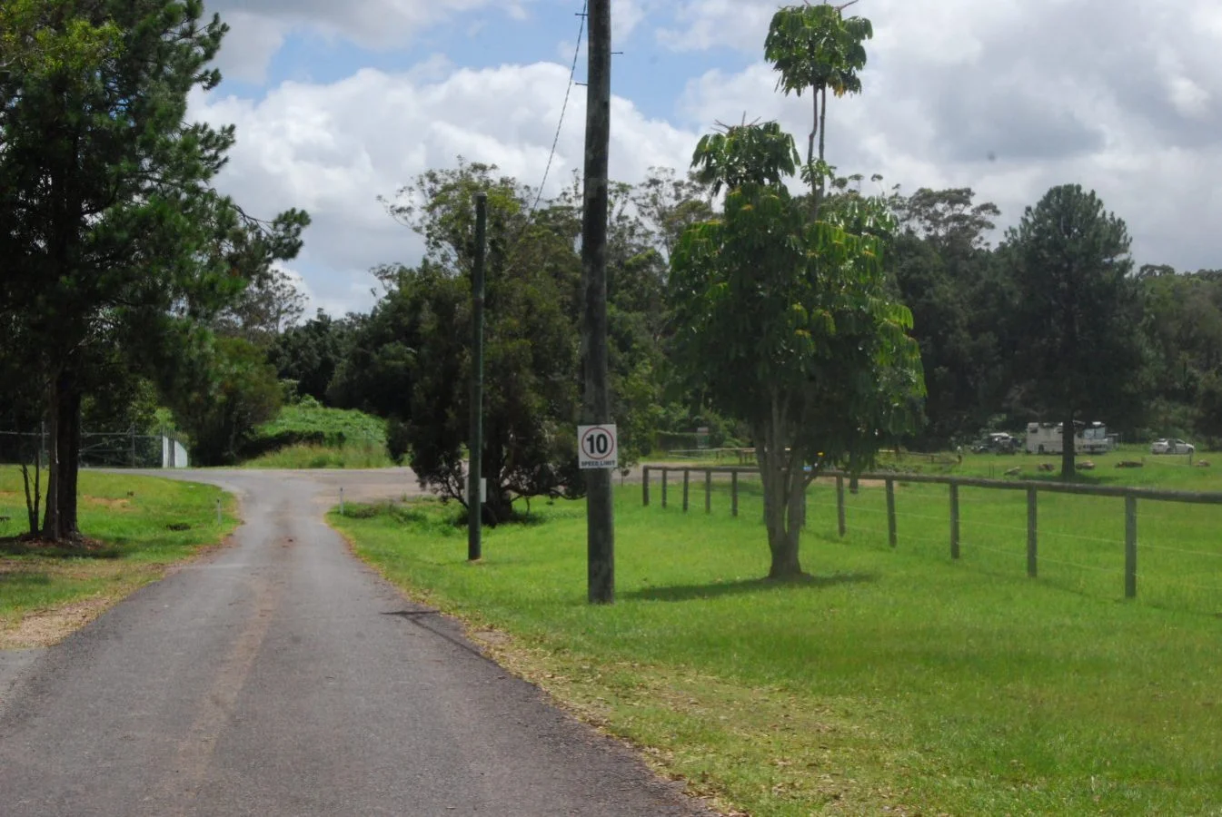 Cooroy RV Stop001 -2016-02-08