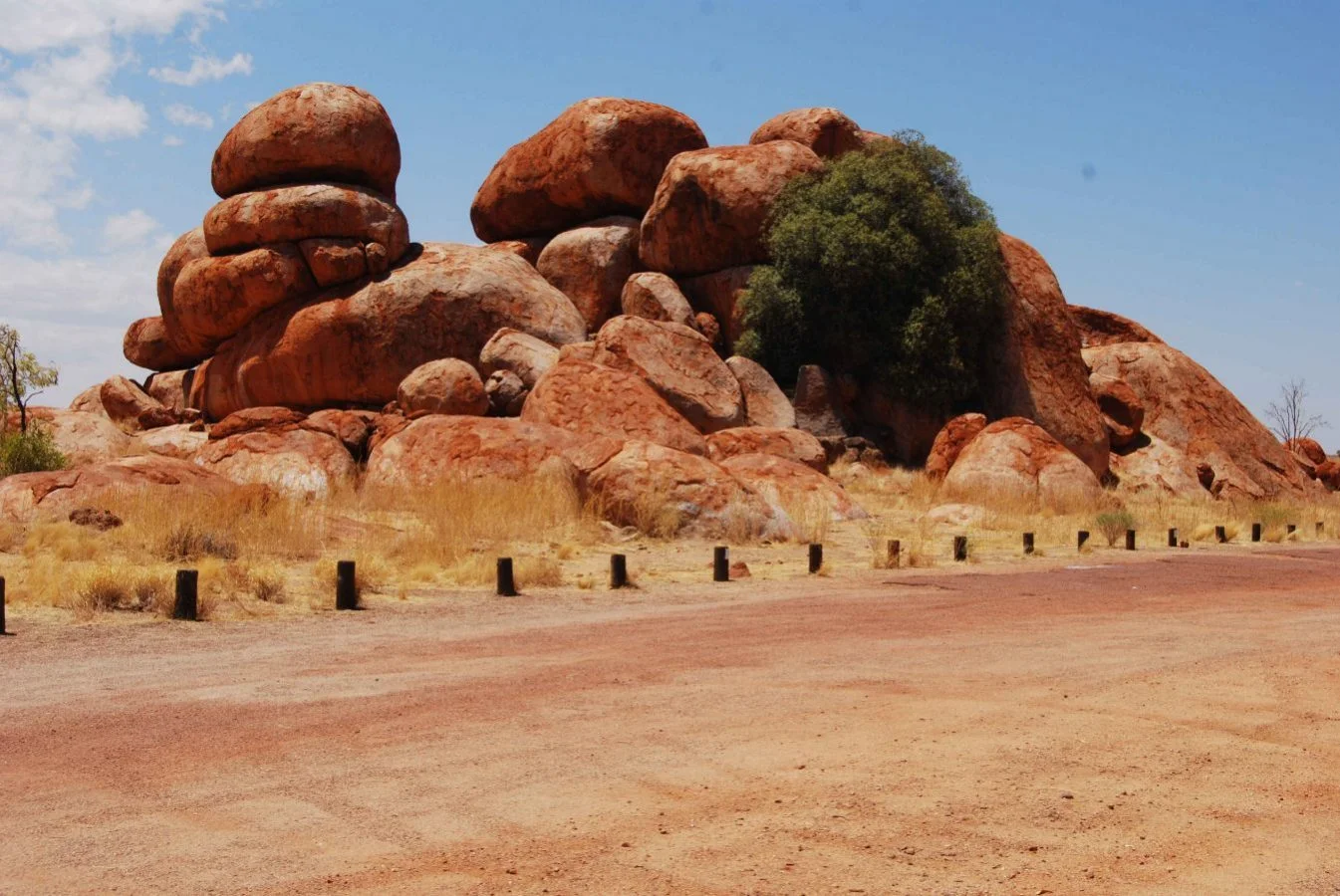 Devils Marbles012 2014 10 27