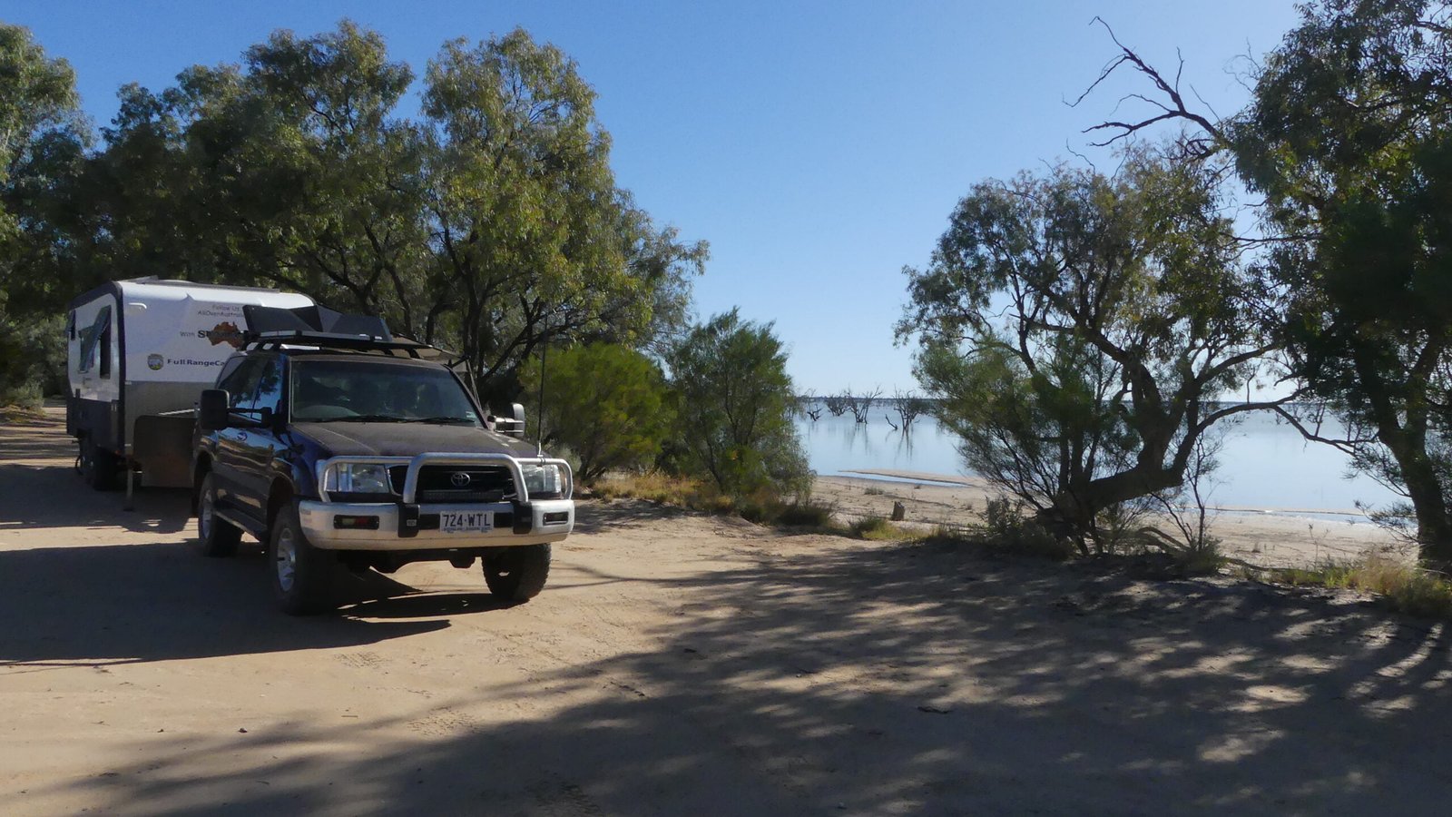 Lake Pamamaroo – All Over Australia