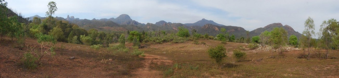 Warrumbungles from Belougery Flats3