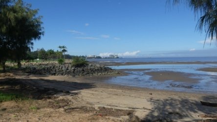 Clontarf May22 003 P1000299 Clontarf May22 003 P1000299