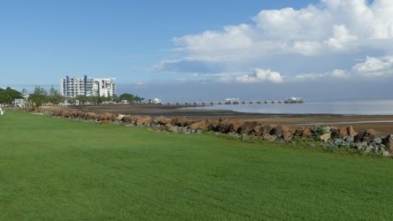 Clontarf May22 004 P1000300 Clontarf May22 004 P1000300